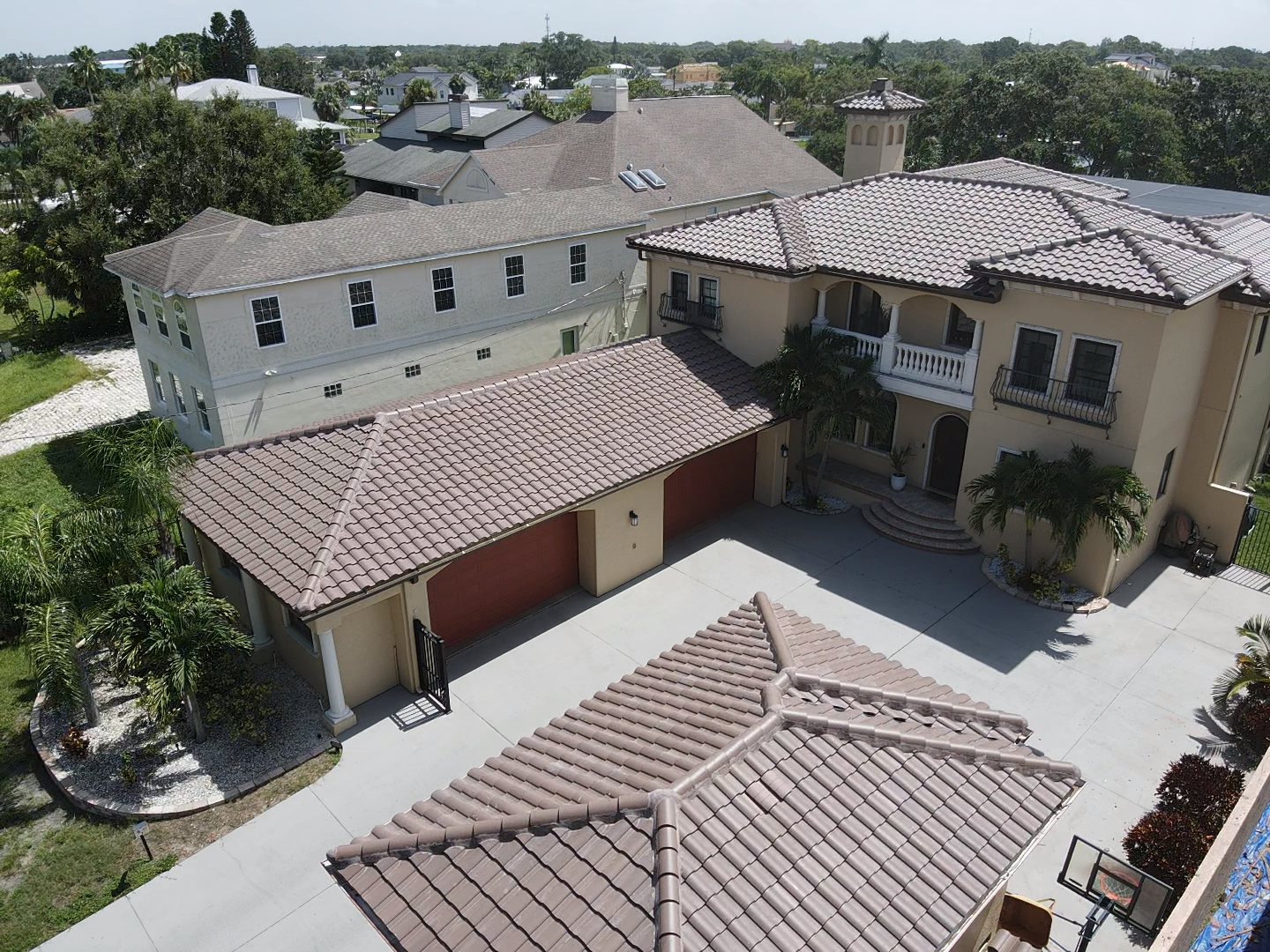 Corpus Christi coastal high-wind tile roofing